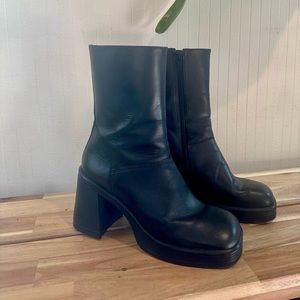 Steve Madden Fanstie Heeled Boots